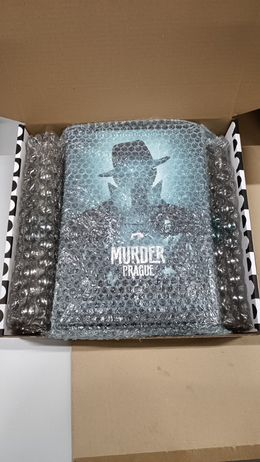 Murder in Prague: Detective Investigation Kit